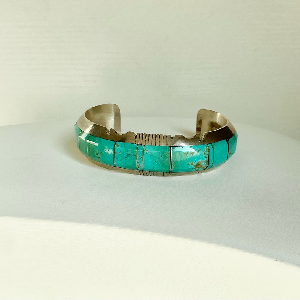SOLD ❤️ ZUNI 1950’s sterling silver turquoise cuff signed